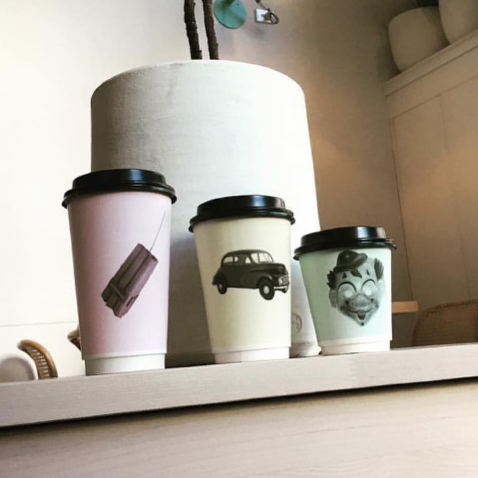 Crack Kitchen takeaway Detpak hot cups quirky design