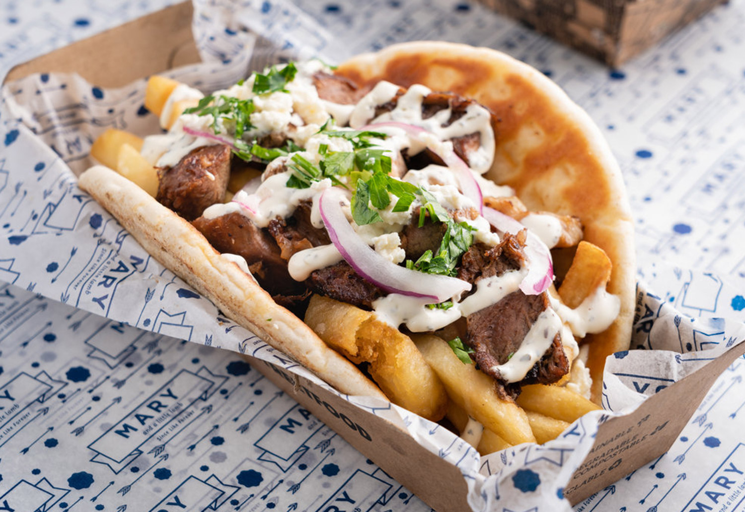 Image of a souvlaki in a Detpak Endura tray