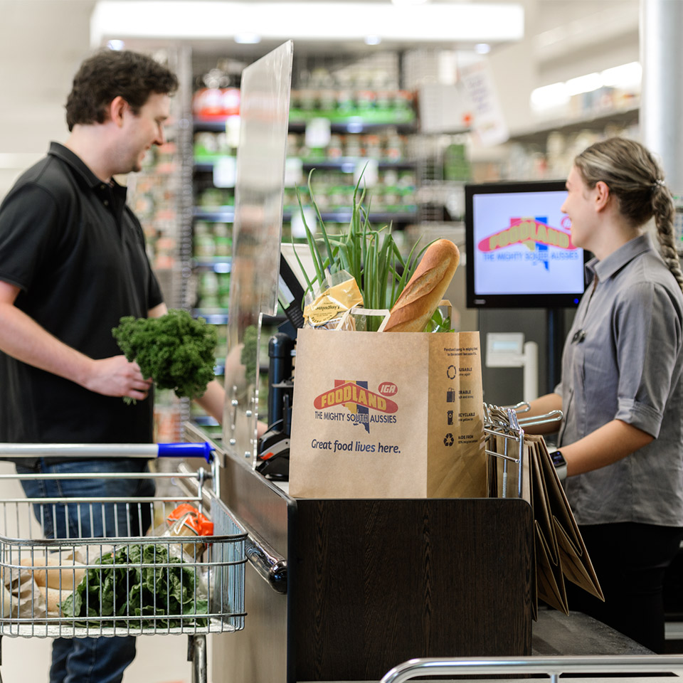 Detpak paper bags are now used in Foodland stores