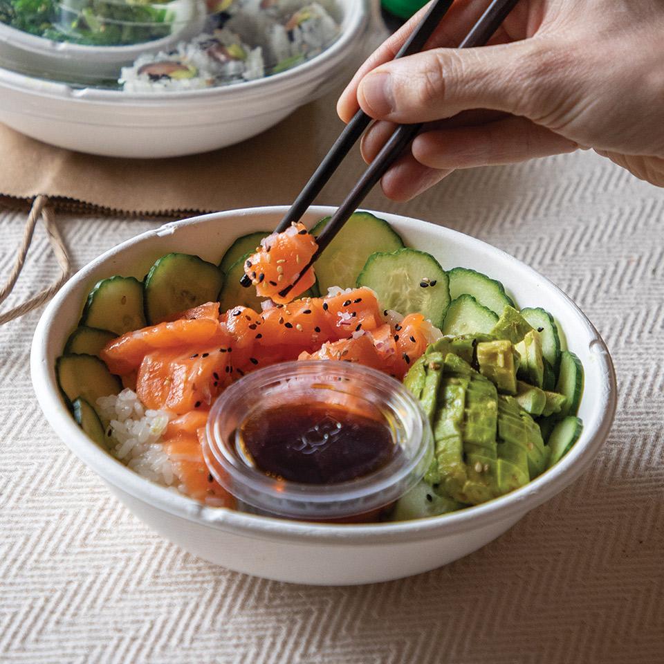Image of sushi in a compostable Eco-Products bowl
